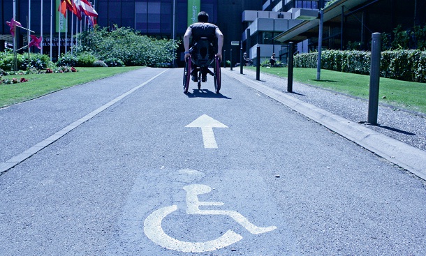 http://www.zepros.fr/img_articles/images/articles/bati/mai2014/accessibilite1.jpg